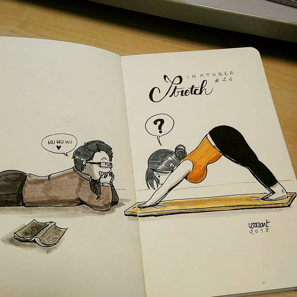 Je fais la posture de yoga dite "du chien tête en bas", et Chéridamour allongé par terre me regarde avec un air vicieux