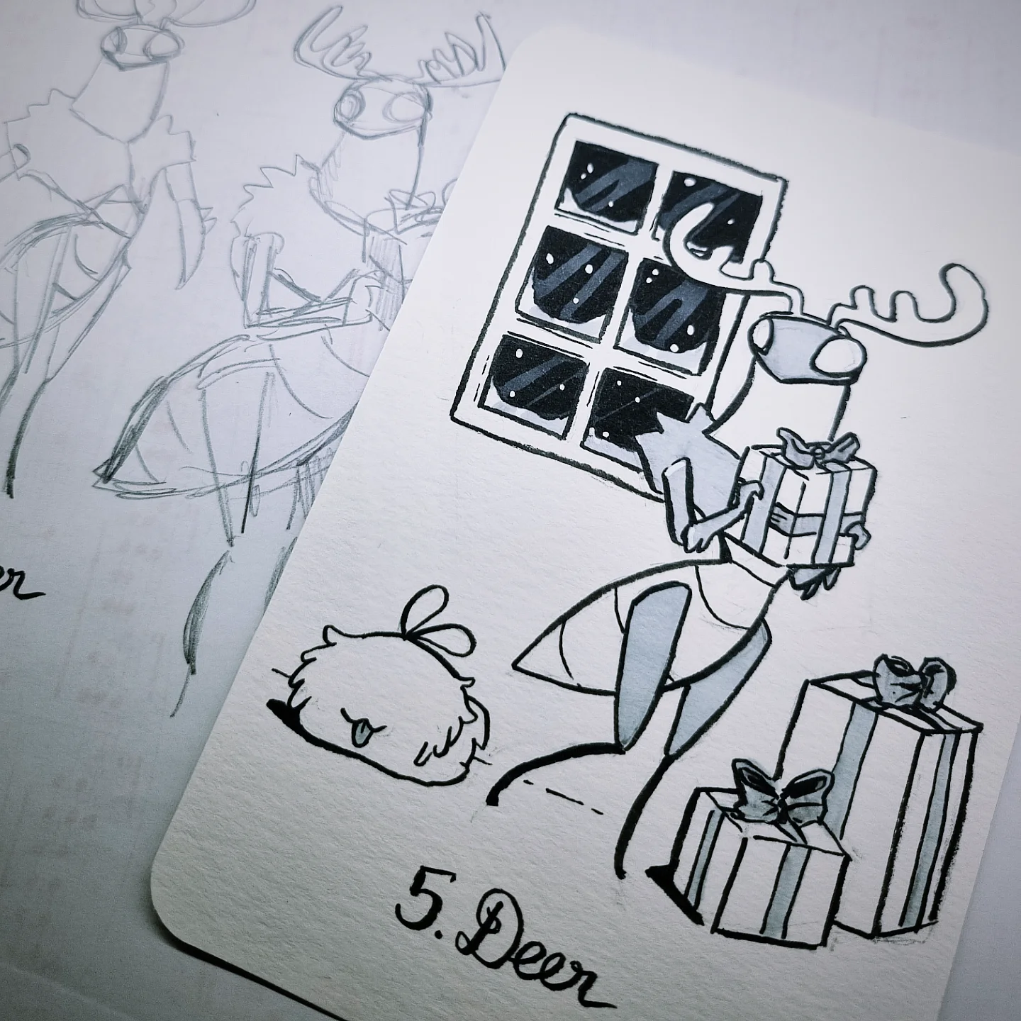 Le Prince Vert avec un cadeau à la main, aux côté d'une petite Puce endormie