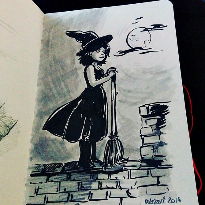 dessin au Pentel noir et feutres gris d'une sorcière qui regarde au loin debout sur un toit, balai à la main avec la lune en arrière-plan